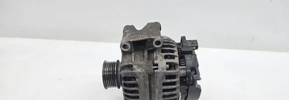 Volkswagen Golf VI Generator/alternator 06B903016AB