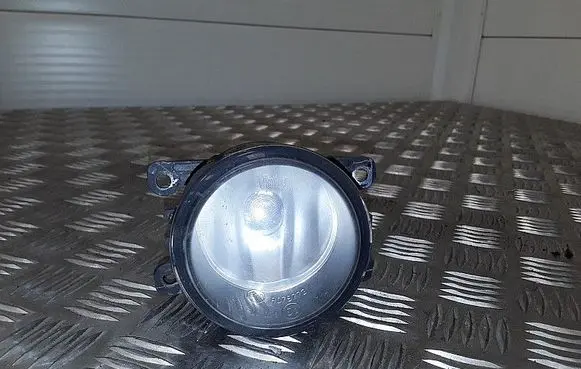 Suzuki SX4 Front fog light 89211948