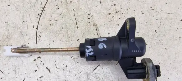 Audi A4 S4 B6 8E 8H Clutch master cylinder 8E1721401M