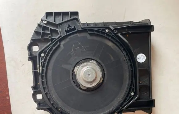 BMW 5 F10 F11 Subwoofer speaker 9195199