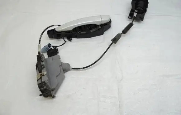 Peugeot 508 Loading door lock P20