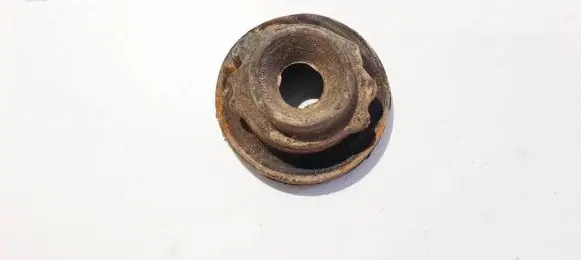 Volkswagen Golf IV Front coil spring rubber mount 1j0512149b
