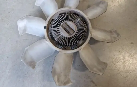 Mitsubishi Pajero Sport I Viscous fan 