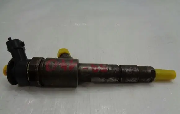 Peugeot 207 Fuel injector 0445110339