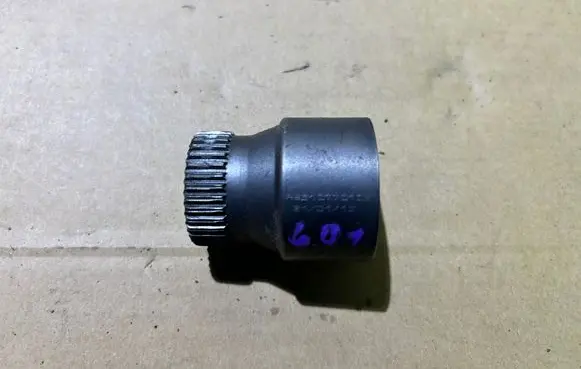 Mercedes-Benz Sprinter W906 other engine part A6510770109
