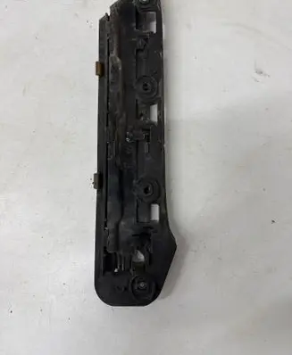 Volkswagen Caddy Front bumper mounting bracket 1T0807935