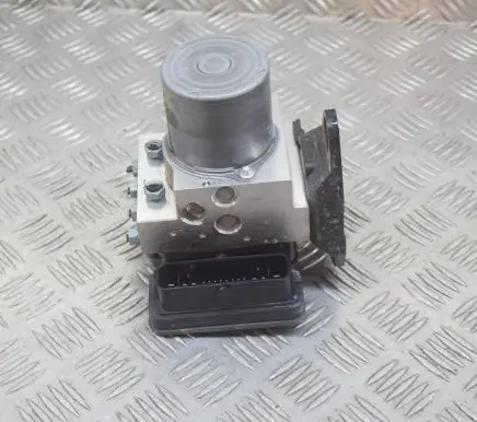 Audi Q7 4M ABS Pump 4M6907379B 4M6614517AN