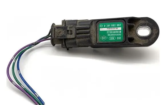 Nissan Juke I F15 Air pressure sensor