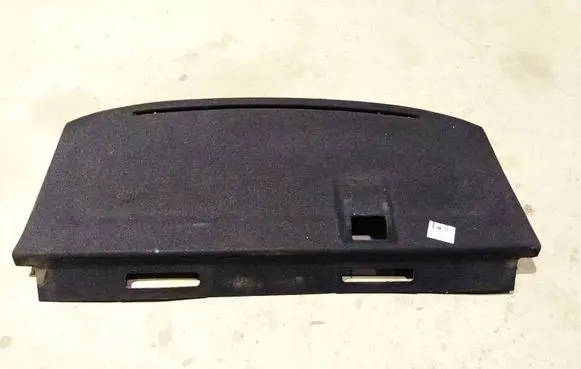 Parcel shelf