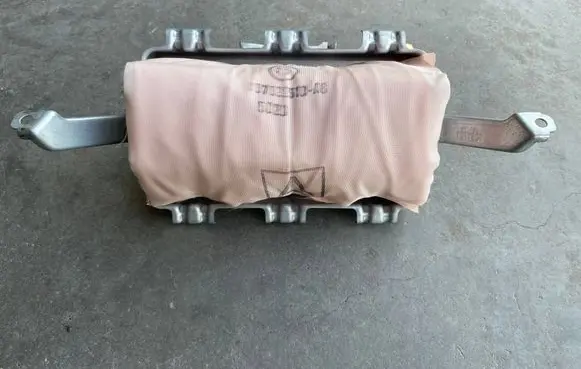 Toyota Auris E180 Passenger airbag 87082990