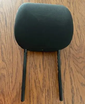 Citroen C3 Front seat headrest