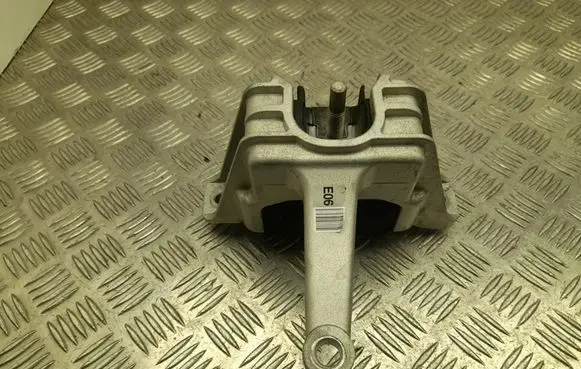 Hyundai Kona II Engine mount bracket 21810BE300