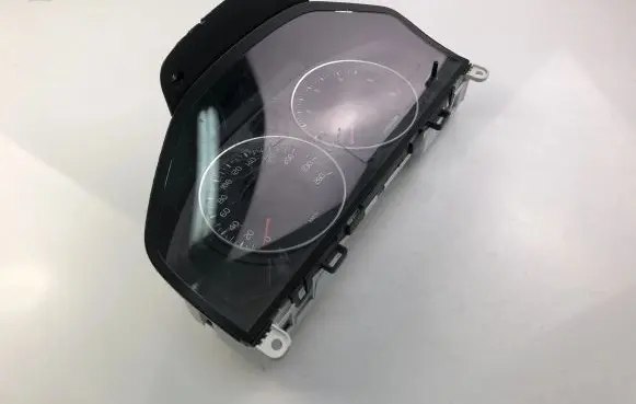 Volvo V60 Speedometer (instrument cluster) 31327581AA