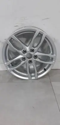 Renault Kadjar R17 alloy rim 124R001304