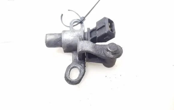 Ford Mondeo Mk III Crankshaft position sensor 2S706023AB