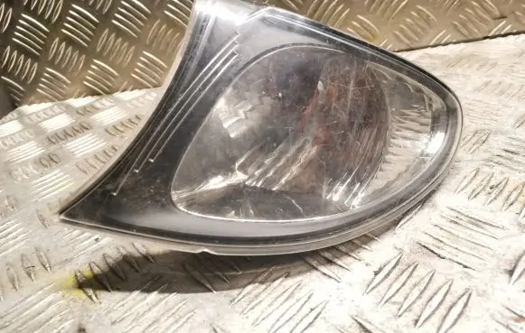 Front indicator light