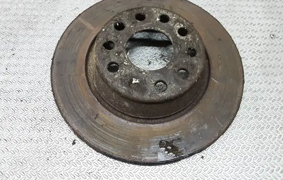 Volkswagen PASSAT B6 Rear brake disc