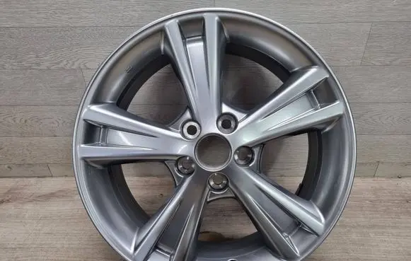 Lexus RX 300 R18 alloy rim 