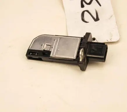 Ford Focus Mass air flow meter 8V2112B579AA