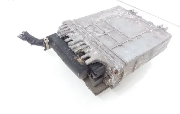 Volkswagen Golf III Engine control unit/module 028906021HD 0281001729