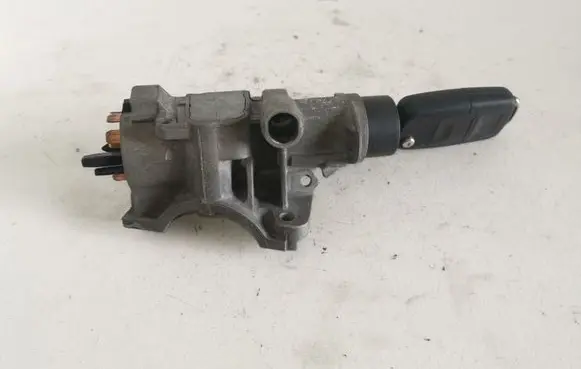 Volkswagen Golf IV Ignition lock 4B0905851B