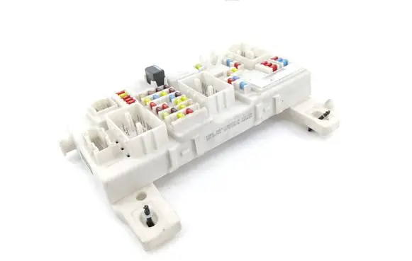 Ford Kuga I Fuse module 7M5T14A073JF