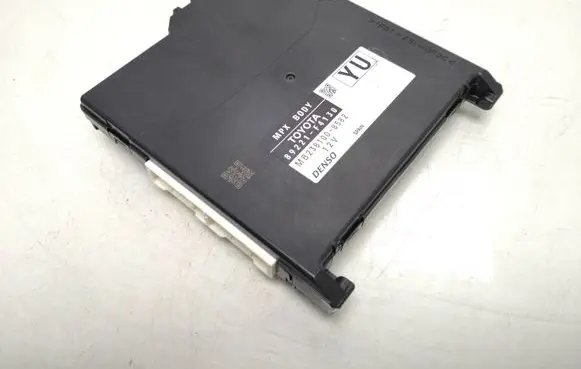 Toyota C-HR I Central body control module 89221F4130 MB2381008582