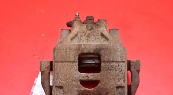 Toyota Yaris Front brake caliper