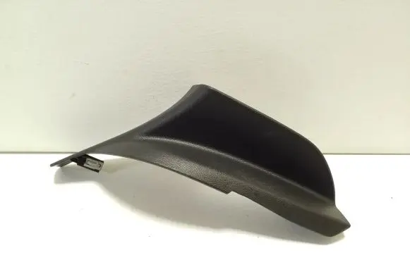 Volvo XC40 (C) pillar trim 31469200