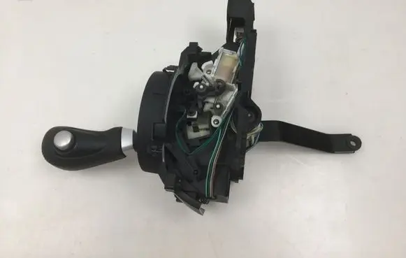 Nissan 350Z Gear shifter/selector 32839CD006