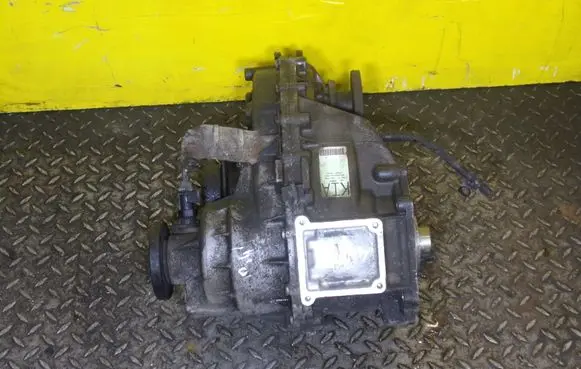 KIA Sorento Gearbox transfer box case 4730049100 4HTR44