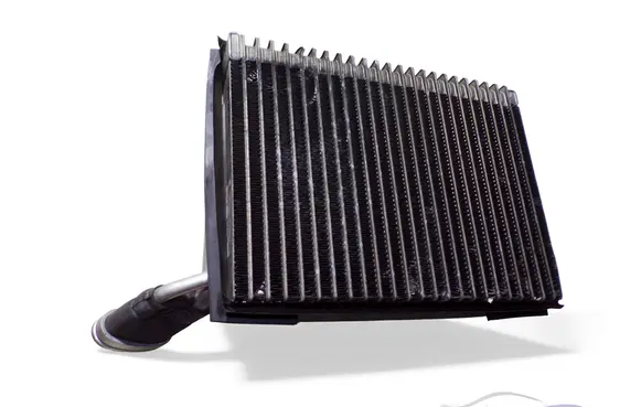 Volkswagen PASSAT B5.5 A/C cooling radiator (condenser) 8D1820103D