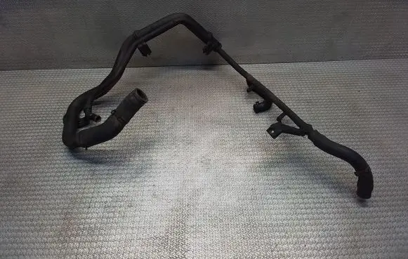 Volkswagen Crafter Engine coolant pipe/hose 076121065A