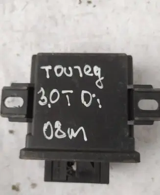 Volkswagen Touareg I Light module LCM 7L6907357A
