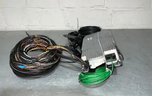 BMW 5 F10 F11 Bluetooth control unit module 9251739
