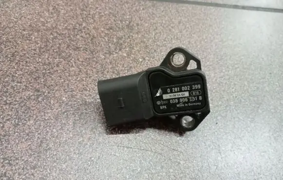 Audi A3 S3 8P Air pressure sensor 49012A