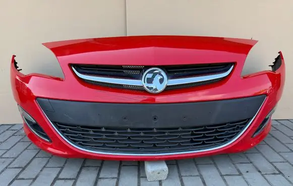 Opel Astra J Front bumper 13368660