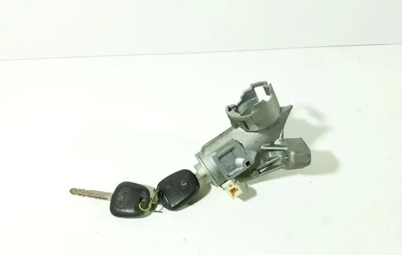 Toyota Yaris Ignition lock 450200D03 N0502241B N050256B