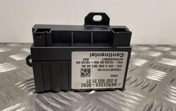 Mercedes-Benz C W204 Fuel injection pump control unit/module A0009003101