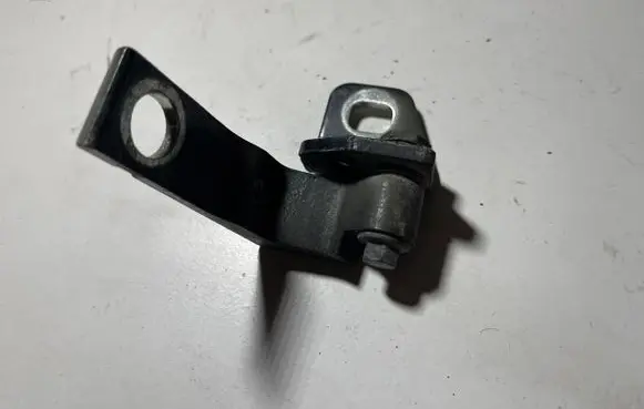 Ford Grand C-MAX Front door upper hinge AM51U22801AC