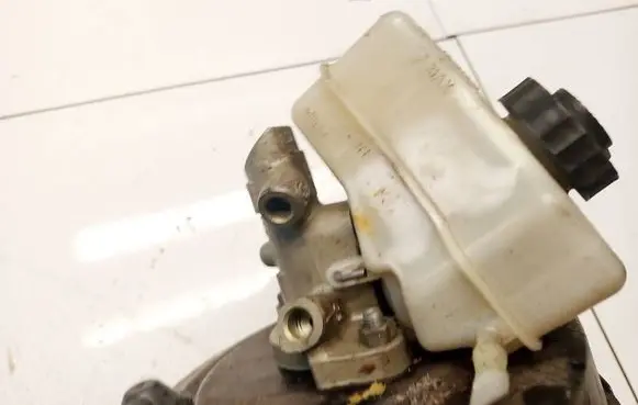 BMW 1 E81 E87 Master brake cylinder 03350886541
