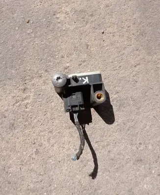 BMW 1 E81 E87 Airbag deployment crash/impact sensor 6911003