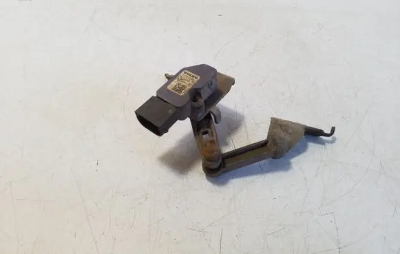 Volvo XC60 Headlight/headlamp level sensor 31681288