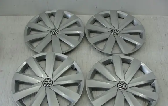 Volkswagen PASSAT B7 R16 wheel hub/cap/trim 3G0601147