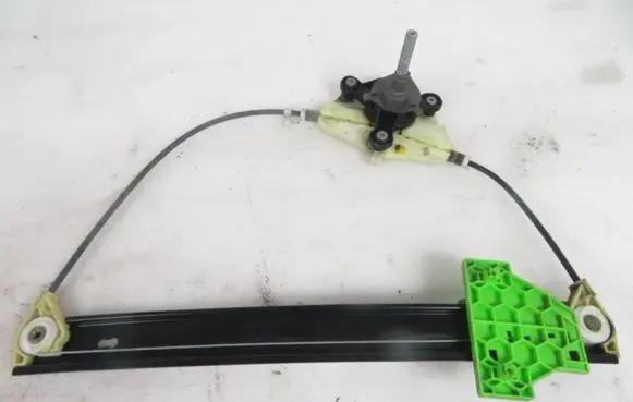 Audi A4 S4 B6 8E 8H Rear door manual window regulator 8E0839462