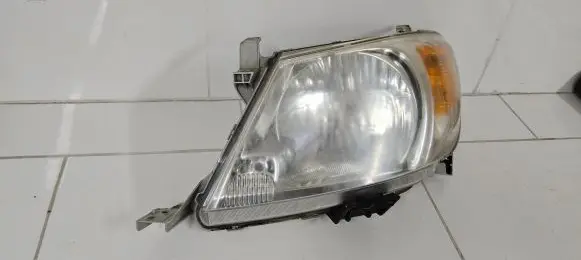 Toyota Hilux (AN10, AN20, AN30) Headlight/headlamp 10016517