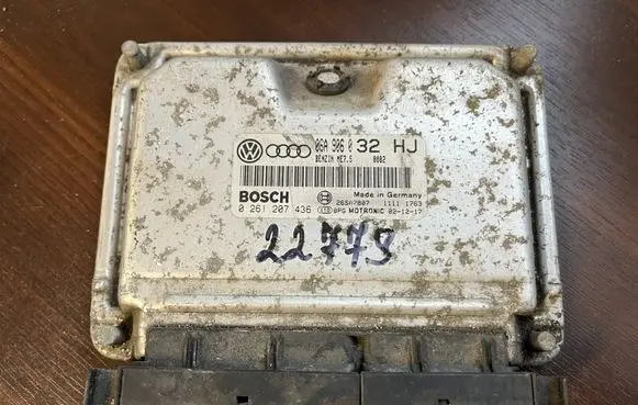 Audi A3 S3 8V Engine control unit/module ECU 06a906032hj 0261207436