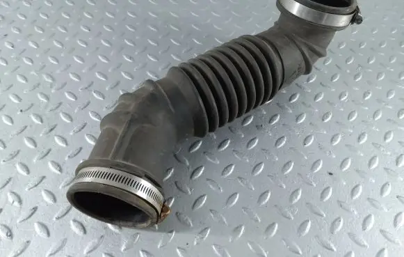 Subaru Outback (BS) Air intake hose/pipe A13AL00
