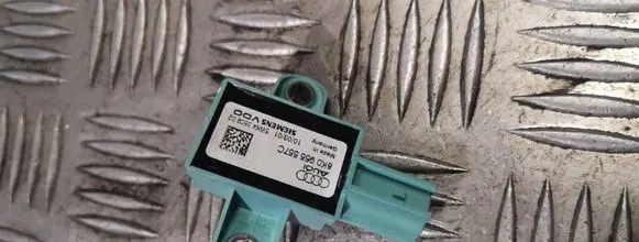 Audi A4 S4 B8 8K Airbag deployment crash/impact sensor 8k0955557c
