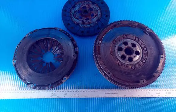 Audi A4 S4 B8 8K Clutch set kit 043082000951 000196
